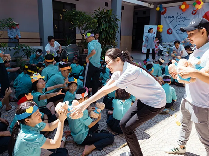 Các môn thể thao đa dạng như điền kinh, bơi lội